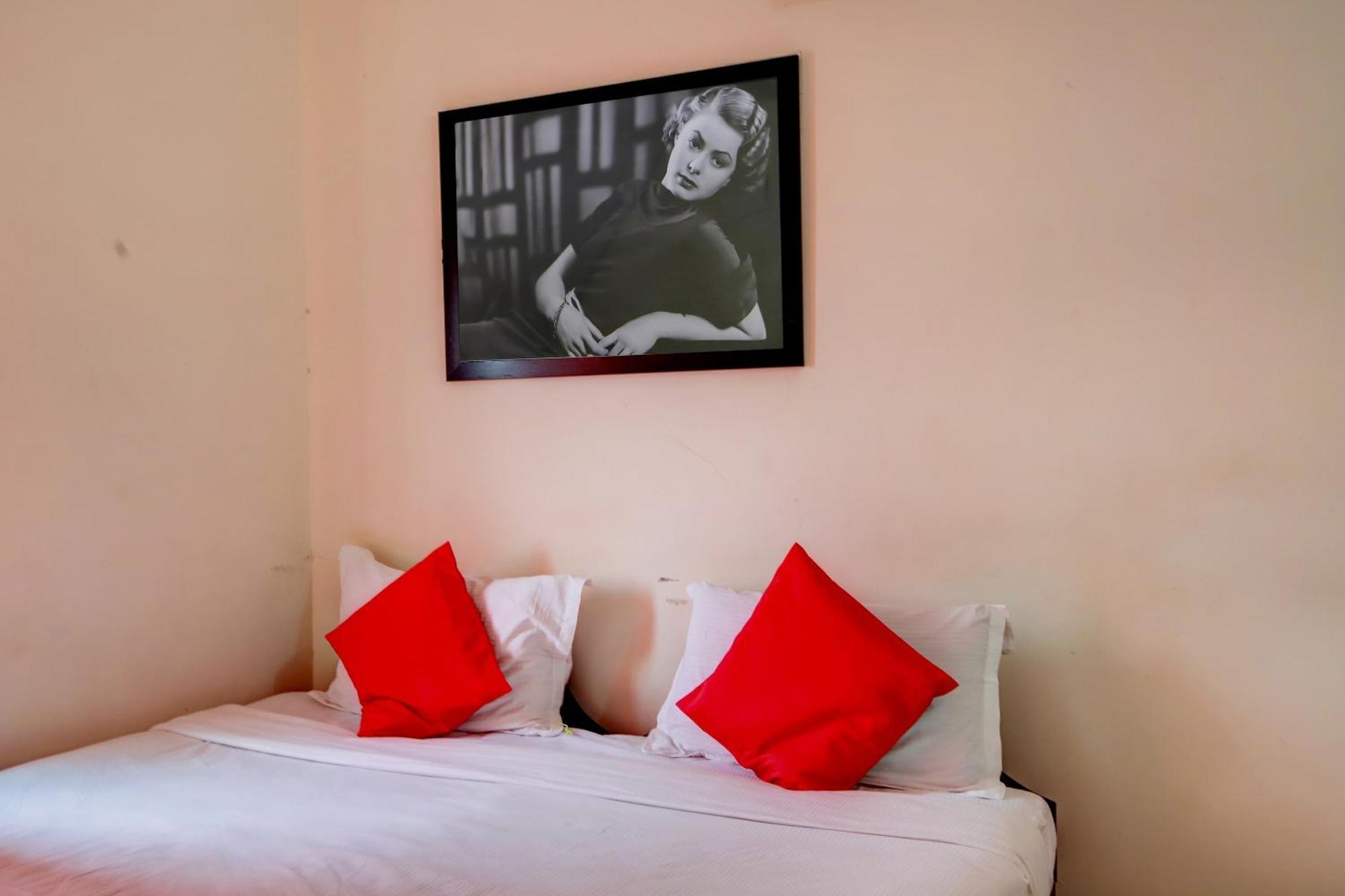 Hotel O Hotel Utsav Palace Bangalore Buitenkant foto