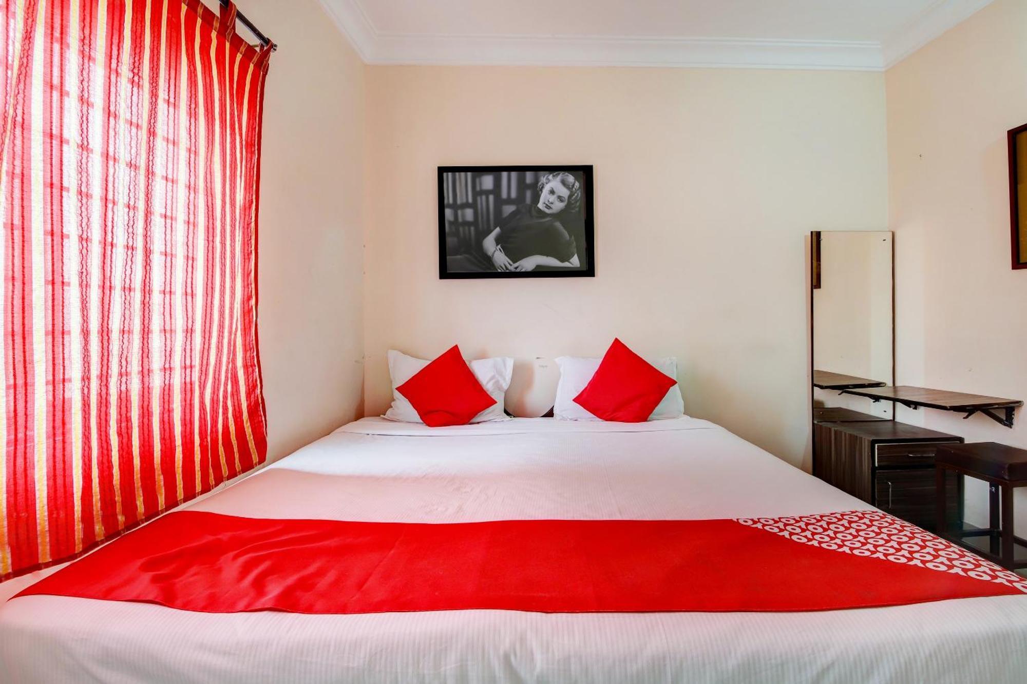 Hotel O Hotel Utsav Palace Bangalore Buitenkant foto