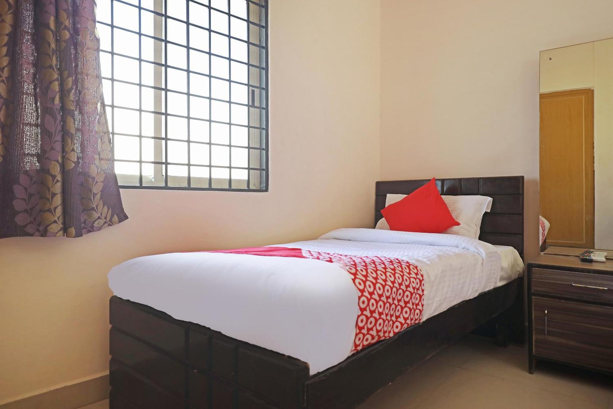 Hotel O Hotel Utsav Palace Bangalore Buitenkant foto