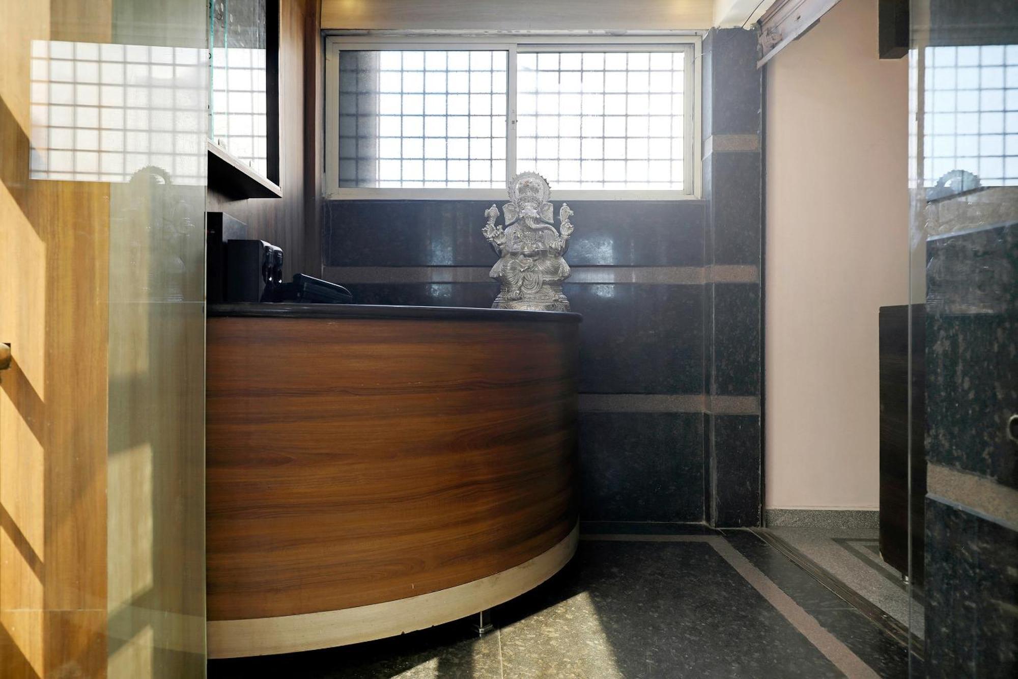 Hotel O Hotel Utsav Palace Bangalore Buitenkant foto