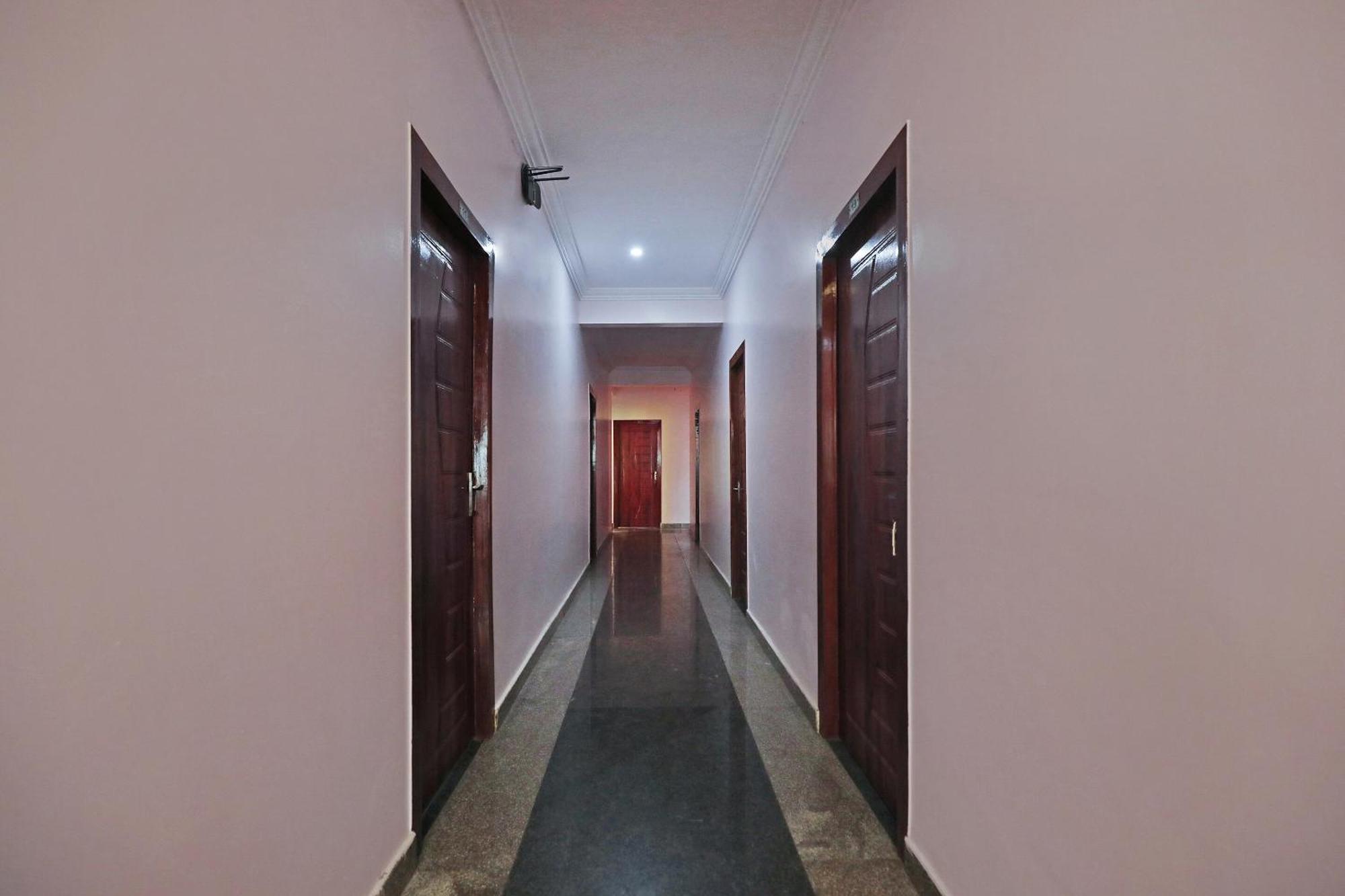 Hotel O Hotel Utsav Palace Bangalore Buitenkant foto